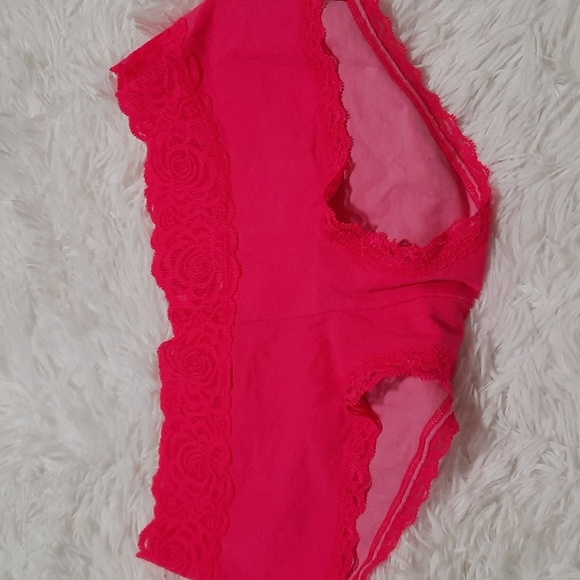 BUNDLE of Panties - Picture 4 of 6